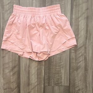 Lululemon Shake it Out high rise running shorts